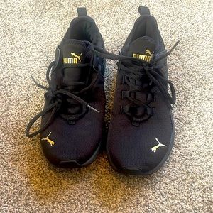 Puma Softride Enzo NXT size 8 1/2 Women’s Shoes